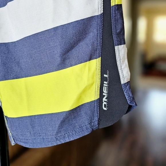 O'Neill Men's Superfreak Boardshorts - Picture 2 of 10